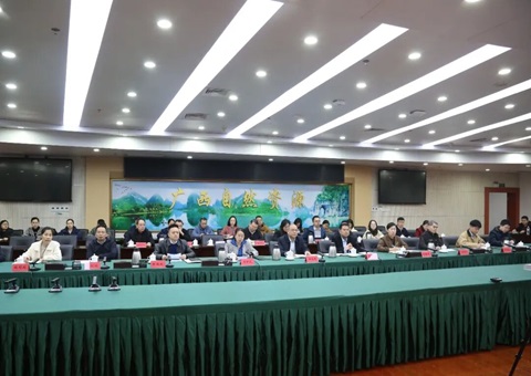 广西部署耕地；ず秃由铰袒占渥ㄏ罟婊僭旃ぷ “破局”耕林空间矛盾